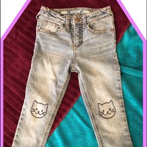 Girls embroidered Cat & Jack jeans size 6X skinny